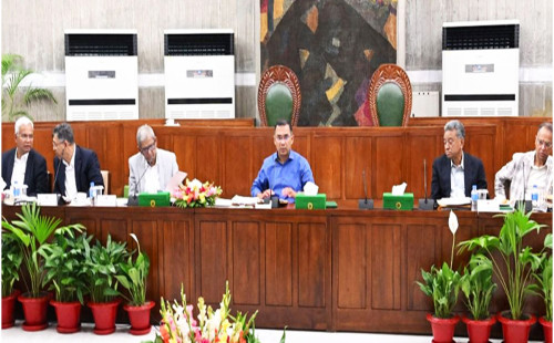 সংকট মোকাবিলায় সরকারের ‘কঠোর মোড’: অফিস সকাল ৯টা–বিকেল ৪টা, সন্ধ্যা ৬টার পর বন্ধ সব মার্কেট