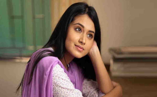 ওপার বাংলার ডাকের অপেক্ষায় ফারিণ