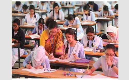 এইচএসসিতে আজ বসেছে সাড়ে ১২ লাখ শিক্ষার্থী 