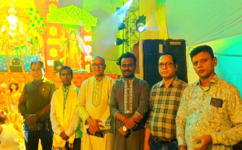 বোয়ালখালীতে বিনয়বাঁশী শিল্পীগোষ্ঠী কর্তৃক কার্তিক পূজা মন্ডপ পরিদর্শন