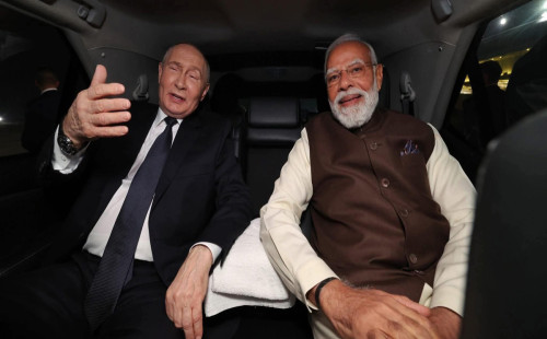 মোদী–পুতিন বৈঠক শুক্রবার: আকাশ–মহাকাশ থেকে জ্বালানি—বহুমুখী সমঝোতার সম্ভাবনা 