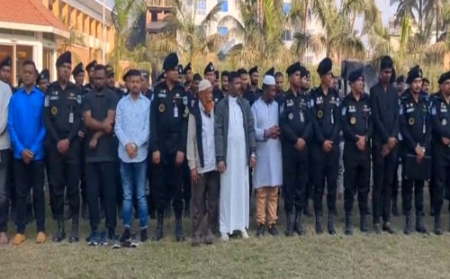 সীতাকুন্ডের জঙ্গল সলিমপুরে সন্ত্রাসীদের হামলায় নিহত র‌্যাব কর্মকর্তার জানাজা সম্পন্ন